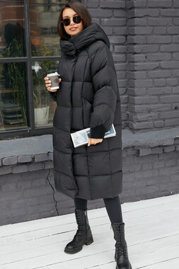 Длинный пуховик с большим капюшоном черный