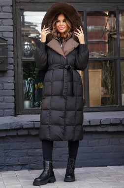 Черный приталенный пуховик с мехом песца