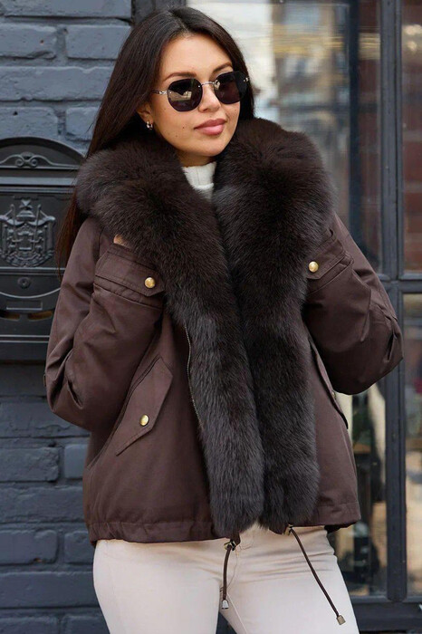 Пуховик Vivilona короткий коричневого цвета