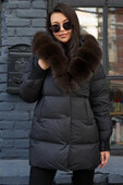 Женский пуховик бренда Vivilona на зиму